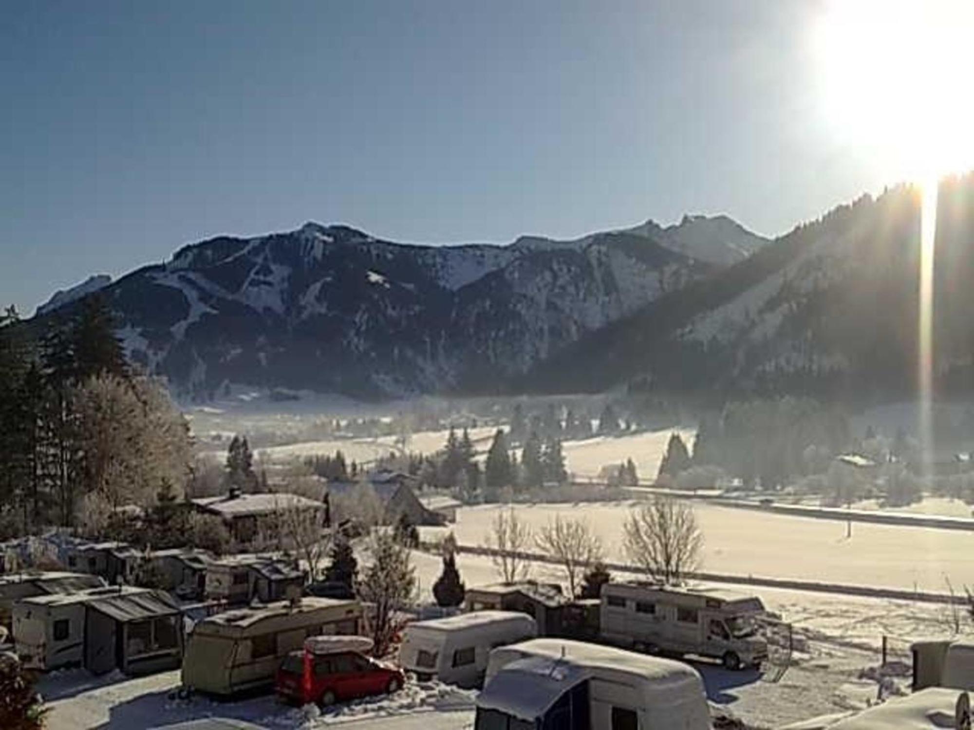 App 1 - Farbennest Mit Fruehstueck Teekueche, Sommerbergbahnen Inkl タンハイム エクステリア 写真